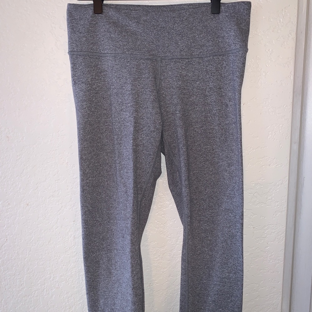 Lululemon crop leggings